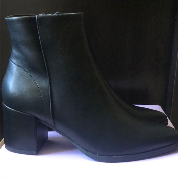 Madden Girl Black Dafni 65 Bootie Nwt 